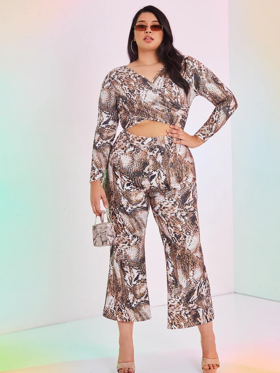 SHEIN SXY Plus Snakeskin Print Cut Out Crossover Front Flare Leg Jumpsuit - Multicolor - View 1