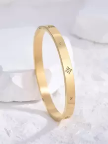 Star Detail Cuff Bangle - Gold - View 13