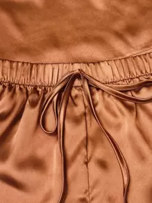 缎面吊带上衣 & 系腰短裤 & 长裤 & 发带 睡衣套装 / 睡衣套装 - 鏽棕色 - 查看 5