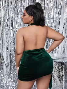 SHEIN SXY Plus Plunging Halter Neck Backless Velvet Bodysuit & Tie Side Skirt - Dark Green - View 2