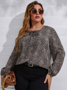 大碼滿版印花前繫帶襯衫 - 彩色 - 查看 1