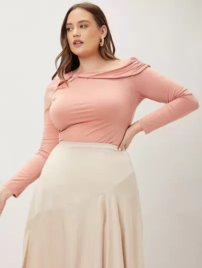 MOTF PREMIUM 大碼粘膠纖維不對稱領T恤