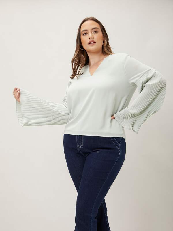 SHEIN LUNE Plus Bell Sleeve Top
