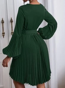 Lantern Sleeve Belted Pleated Dress - Dark Green - View 2