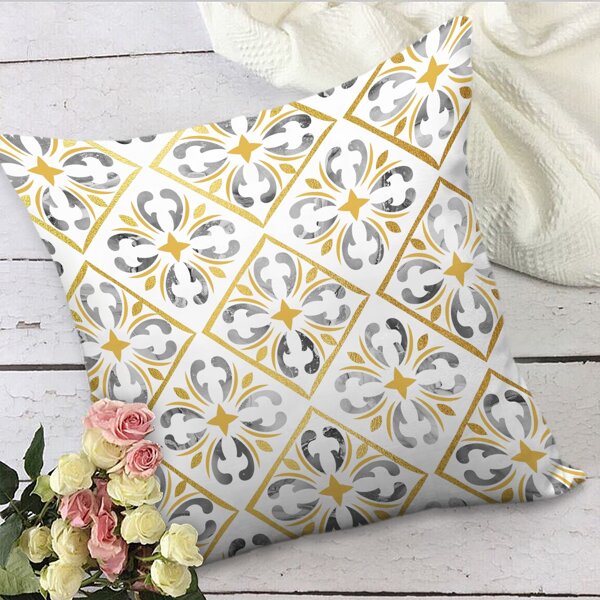 

Graphic Print Cushion Cover Without Filler, Multicolor