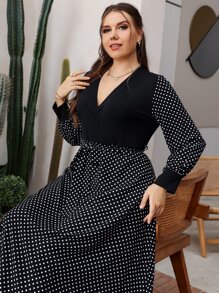 Mulvari 大碼波點圖案交疊領繫腰帶洋裝 - 黑與白 - 查看 4