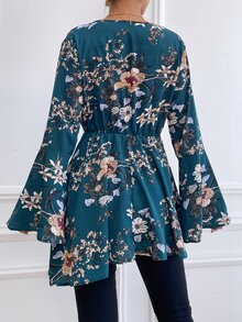 SHEIN VCAY Floral Print V Neck Bell Sleeve Longline Blouse - Multicolor - View 2