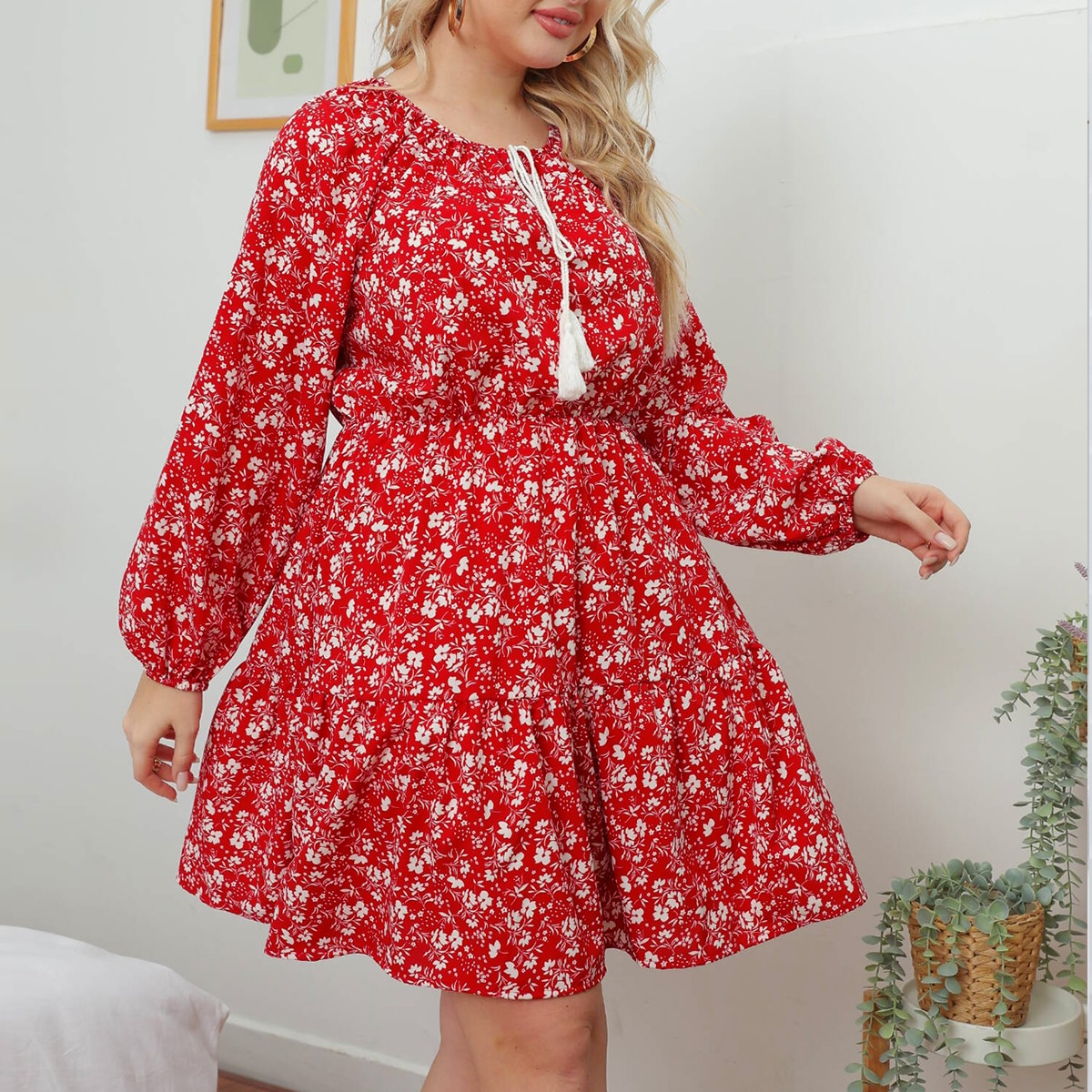 размера плюс Платье с цветочным принтом с бахромой узлом с рукавами-фонариками с оборками