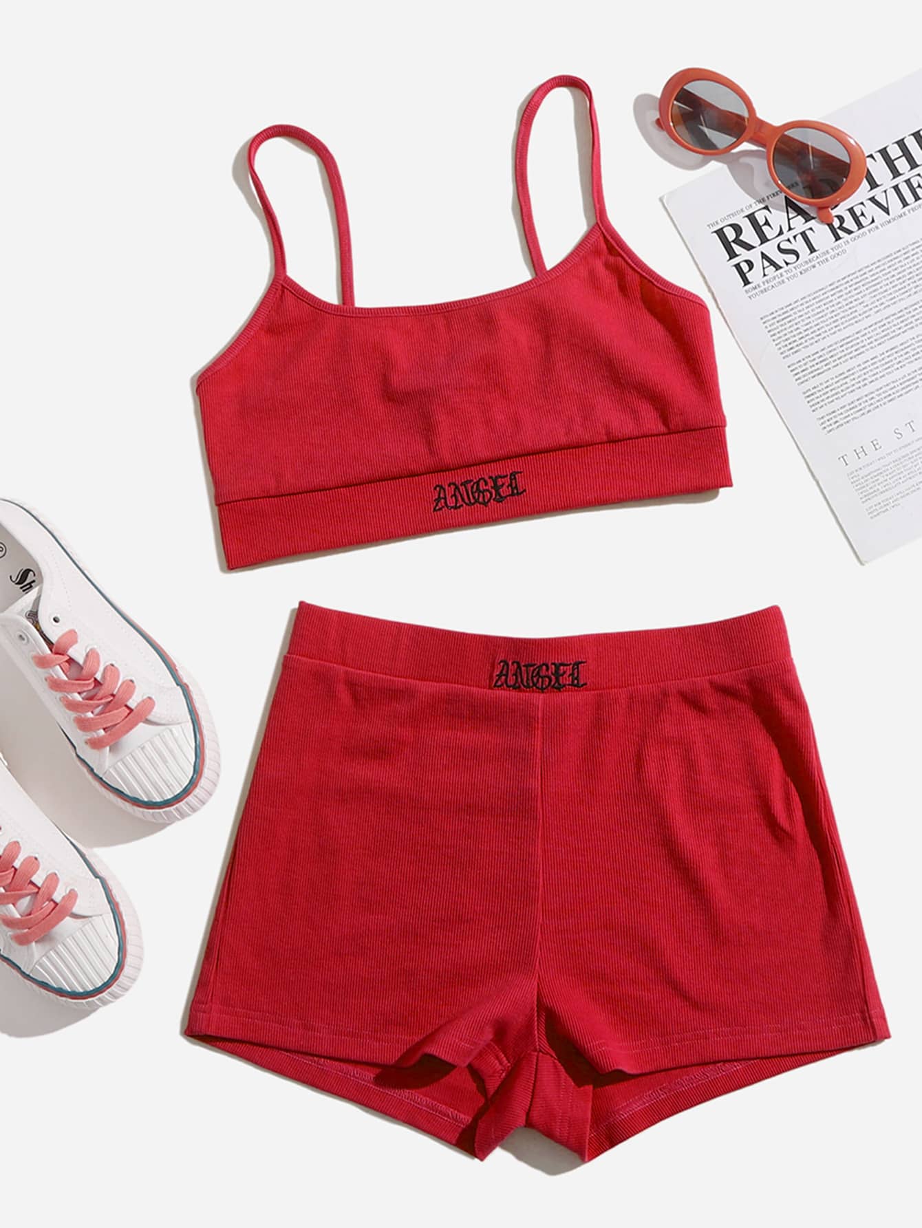 Muchica 字母刺繡吊帶上衣和短褲套裝 - 紅色 - 查看 1