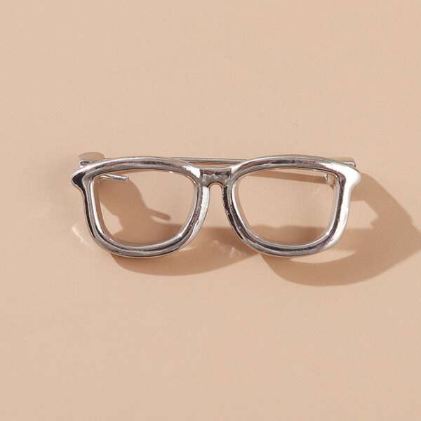 

Glasses Design Brooch, Silver