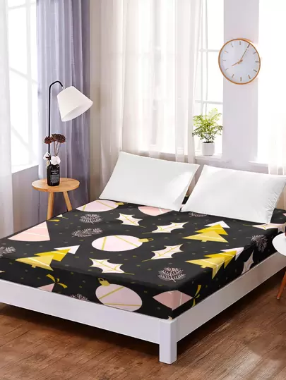 Christmas Abstract Tree & Ball Print Fitted Sheet