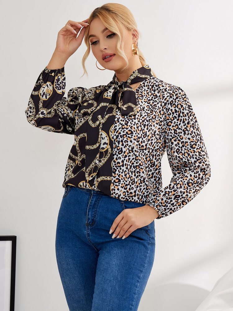 Blusa con cadena con con estampado de leopardo de cuello con cordón - Multicolor - Añade 4
