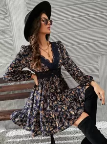 SHEIN Frenchy 碎花水溶蕾絲拼接燈籠袖連衣裙 - 彩色 - 查看 3