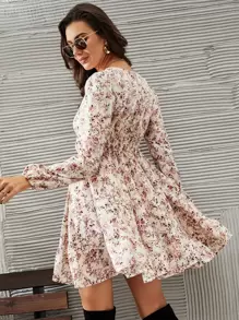 SHEIN Frenchy 碎花水溶蕾絲拼接燈籠袖洋裝 - 彩色 - 查看 2