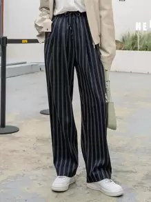 DAZY 豎條紋斜插口袋腰部抽繩長褲 - 黑與白 - 查看 1