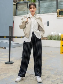 DAZY 豎條紋斜插口袋腰部抽繩長褲 - 黑與白 - 查看 6