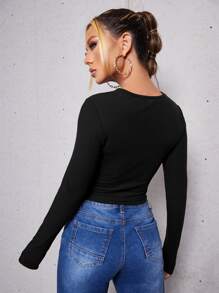 SHEIN EZwear 褶邊螺紋針織短款T恤 - 黑色 - 查看 2