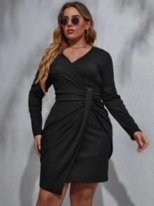Plus Ruched Wrap Bodycon Dress - Black - View 5