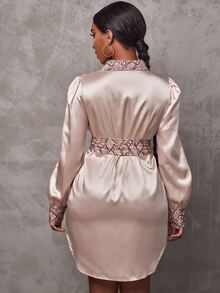 SHEIN SXY 蛇皮紋拼塊燈籠袖腰帶緞面襯衫連衣裙 - 淺粉色 - 查看 2