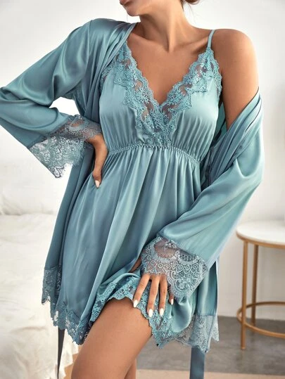 撞色蕾丝缎面睡裙配腰带睡袍套装，秋冬服装