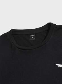 SHEIN Men Wings Print Tee & Tartan Pants Lounge Set