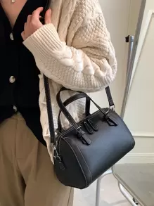 这款时尚轻便的仿皮水桶包，简约百搭，适合青少年、女性、大学生、职场新人及白领人士，可用于通勤、户外活动、旅行、郊游、教师节礼物、女士通勤、节日/度假/假日等场合，是一款商务休闲女包，完美适用于办公室、商务和工作场合，尽显优雅气质。 - 黑色 - 查看 2