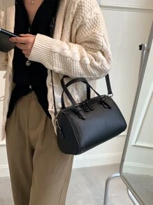 这款时尚轻便的仿皮水桶包，简约百搭，适合青少年、女性、大学生、职场新人及白领人士，可用于通勤、户外活动、旅行、郊游、教师节礼物、女士通勤、节日/度假/假日等场合，是一款商务休闲女包，完美适用于办公室、商务和工作场合，尽显优雅气质。 - 黑色 - 查看 6
