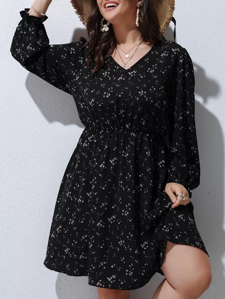 SHEIN Clasi Plus Ditsy Floral Print A-line Dress - Black - View 1