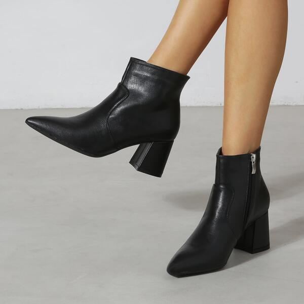 

Minimalist Chunky Heeled Ankle Boots, Black
