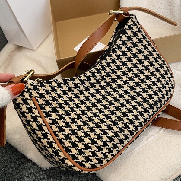 

Houndstooth Pattern Square Bag, Multicolor
