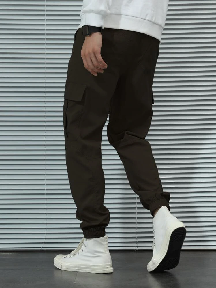Hombres Pantalones cargo con diseño con cordón con bolsillos con solapa - Negro - Añade 2