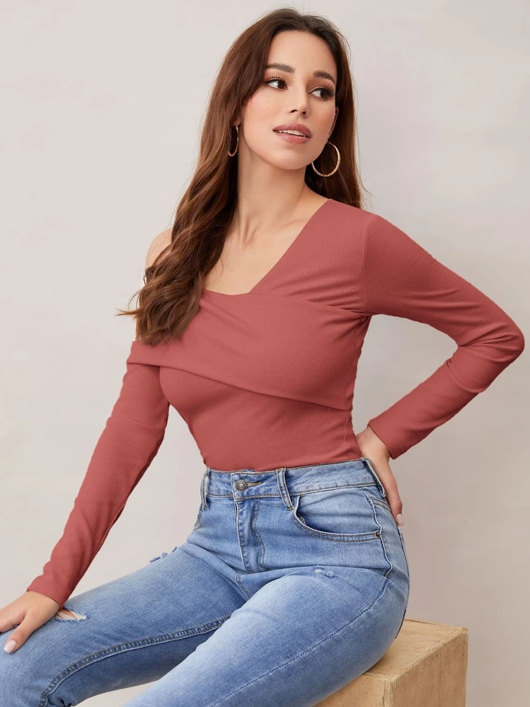 SHEIN Privé Camiseta unicolor doblado de cuello asimétrico - Rosa Oxidada - Ver 3