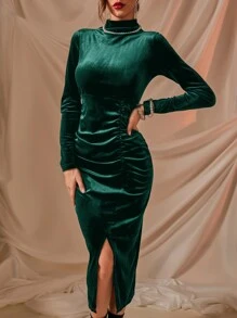 Ruched Stand Collar Split Velvet Dress - Dark Green - View 1