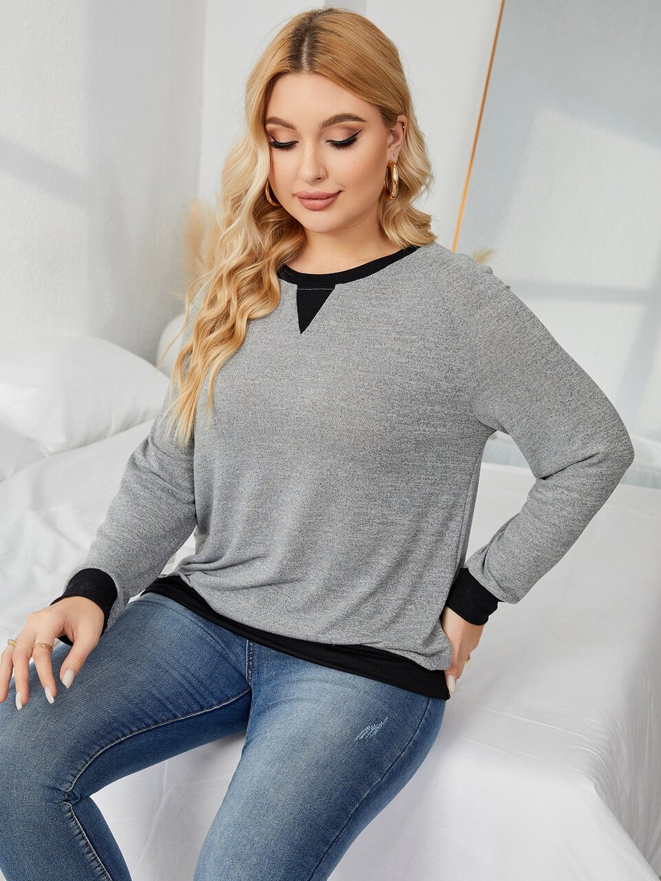 Plus Contrast Trim Raglan Sleeve Sweatshirt