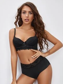 Ocili Mutandine pizzo a contrasto nessuno spettacolo