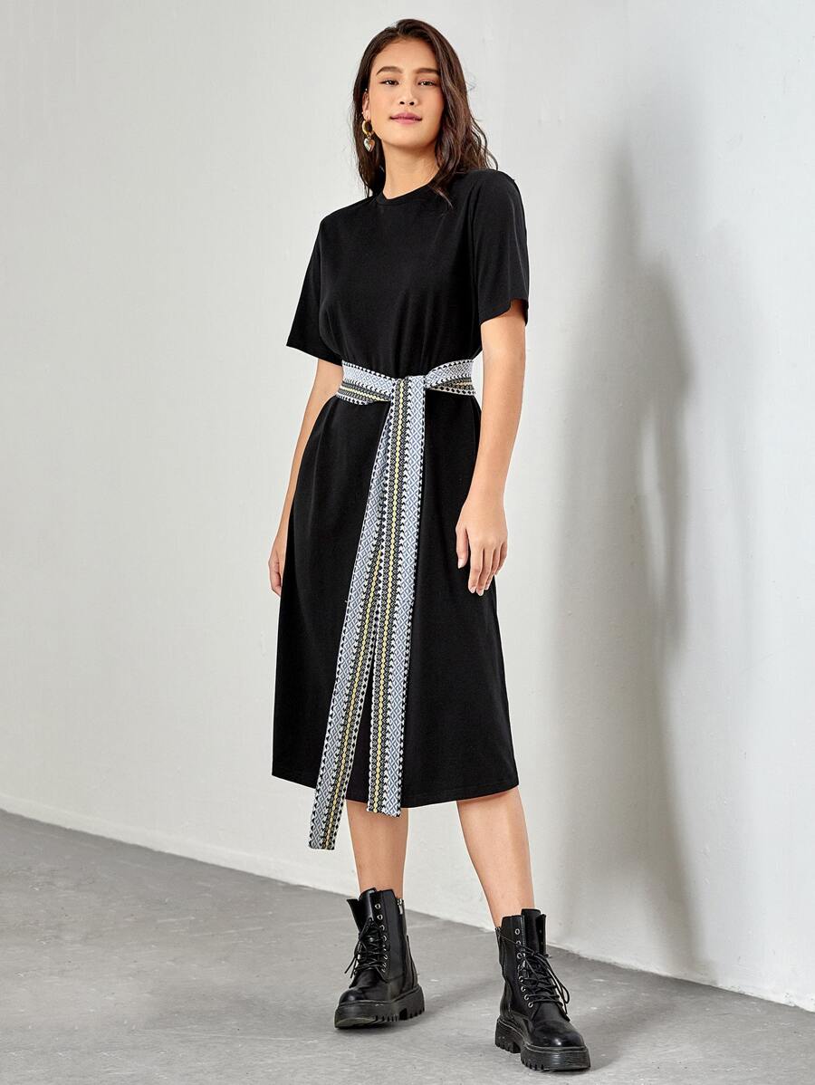 SHEIN Geo Belted Round Neck Tee Dress - Black - View 1
