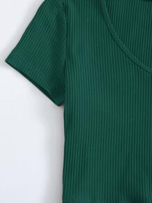SHEIN EZwear 夏季V领罗纹针织短袖修身上衣 - 墨綠色 - 查看 3