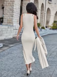 Modelyn 素色無袖毛衣裙和前紐扣開襟衫 - 白色 - 查看 2