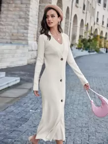 Modelyn 素色無袖毛衣裙和前紐扣開襟衫 - 白色 - 查看 5