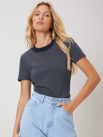 MOTF PREMIUM STRIPED FITTED T-SHIRT