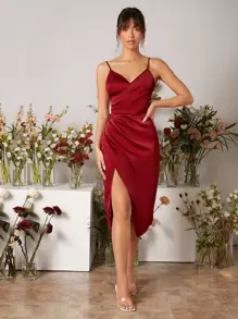 SHEIN Belle 勃艮第红色开叉裹腿细节伴娘优雅礼服 - 酒紅色 - 查看 4