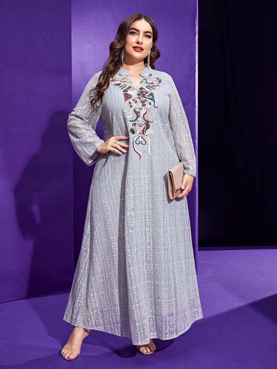 Al Najma Vestido voluta con bordado con encaje