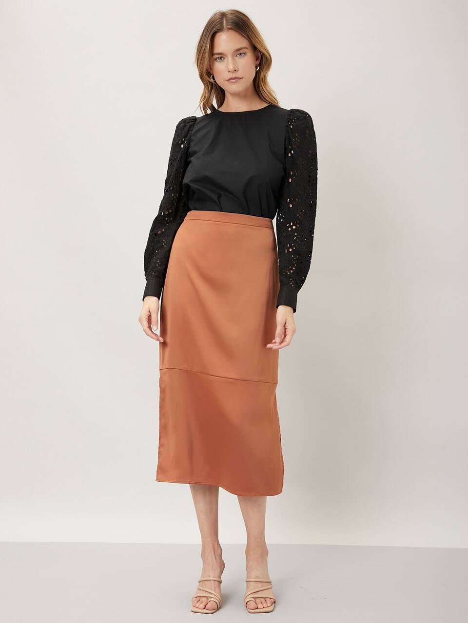 STRAIGHT FIT SPLIT SKIRT
