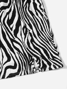 SHEIN Tween Girl Zebra Striped Split Hem Skirt - Black and White - View 3
