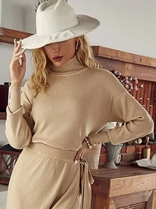 Simplee 高領落肩袖套頭毛衣 - 卡其色 - 查看 1