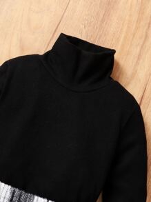 Toddler Girls High Neck Tee & Plaid Skirt - Black and White - View 3