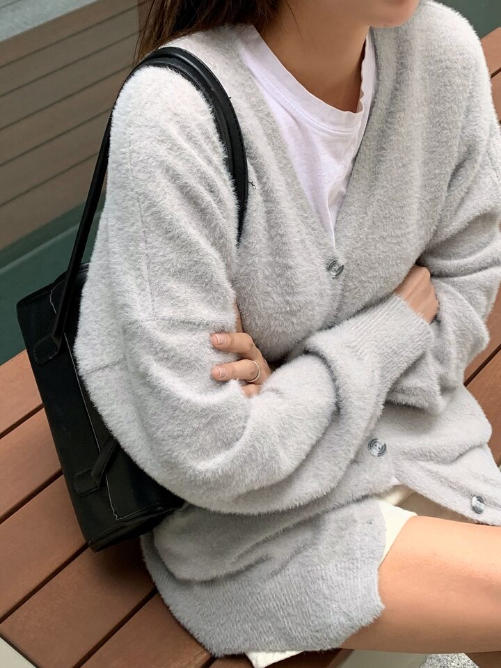 DAZY ドロップショルダー ふわふわニット カーディガン DAZY ドロップショルダー ふわふわニット カーディガン | SHEIN
