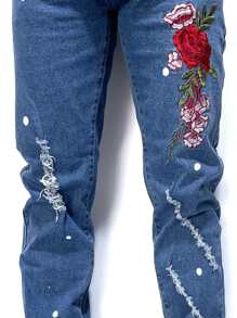 ROMWE MEN Hombres Jeans rotos con bordado floral - Azul lavado medio - Ver 4