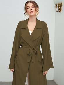 Mulvari 西裝領落肩袖補丁貼口袋下擺開叉腰帶外套 - 軍綠色 - 查看 4