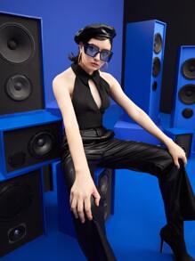 MAjVE Top halter con abertura delantera de espalda abierta - Negro - Ver 4